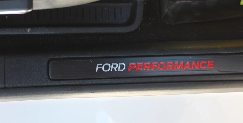 Ford EDGE cena 129000 przebieg: 68000, rok produkcji 2019 z Mrocza małe 379